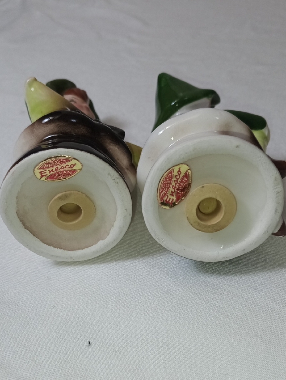 Vintage Enesco Pixie Elf Figurine Salt and Pepper Set - Picture 8 of 10